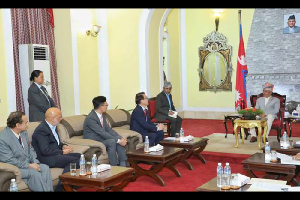 Samsung Electronics Global President pays courtesy call on President Paudel